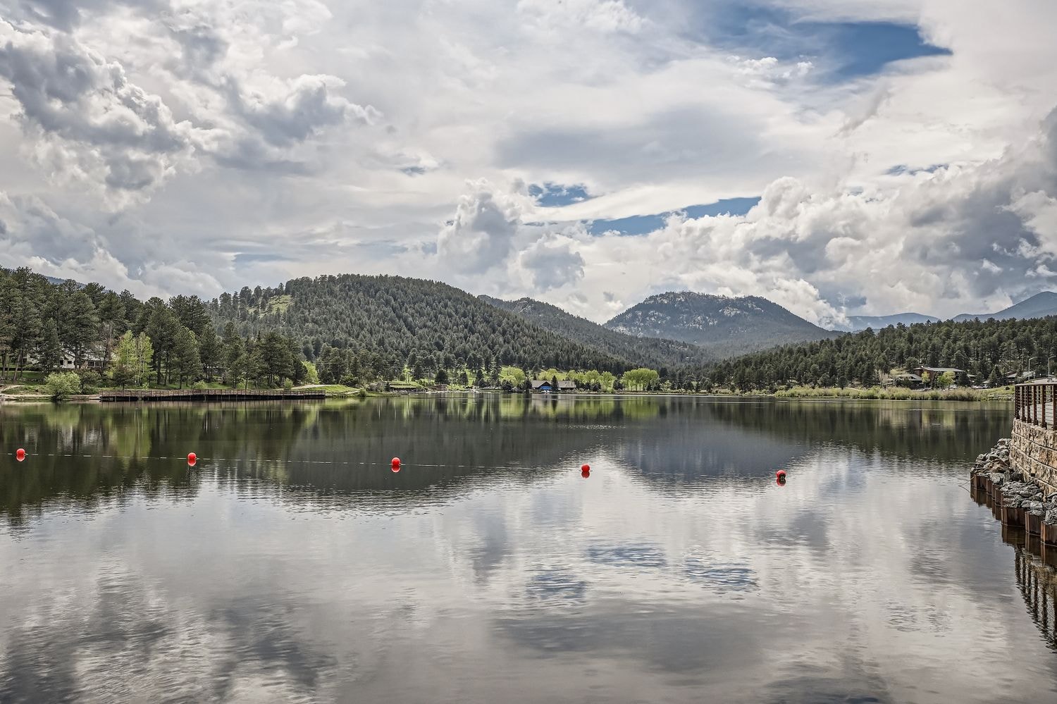 Evergreen Lake in summer