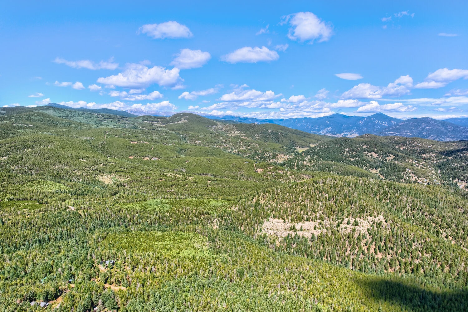 Panoramic views of the Colorado foothills